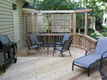 Cedar Deck with Privacy Screen and Planter Bar